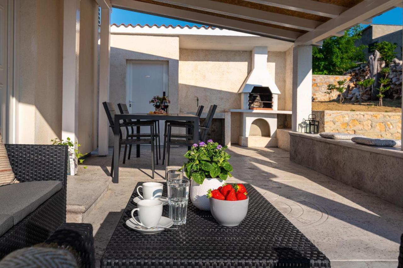 Holiday House Ventum Ražanac Kültér fotó
