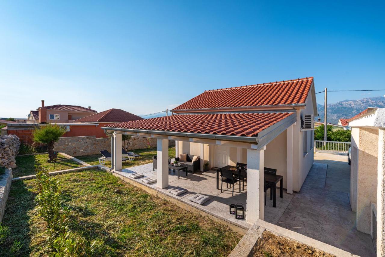 Holiday House Ventum Ražanac Kültér fotó